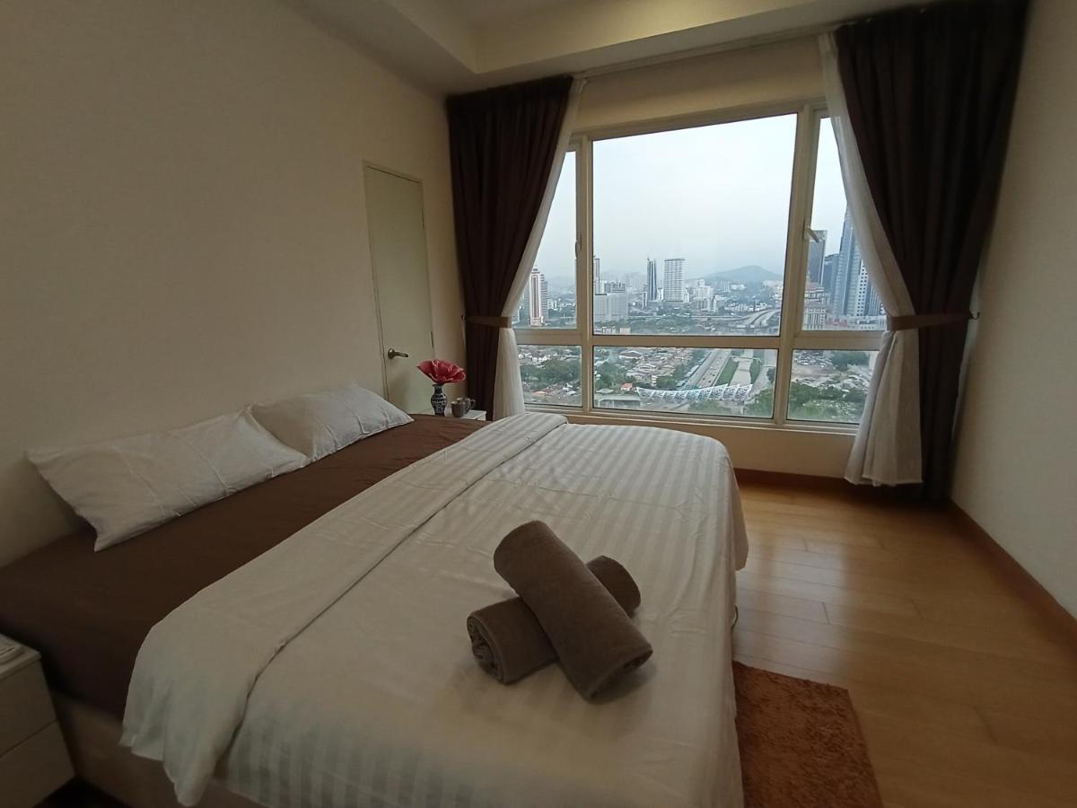Habibi Klcc Hostel